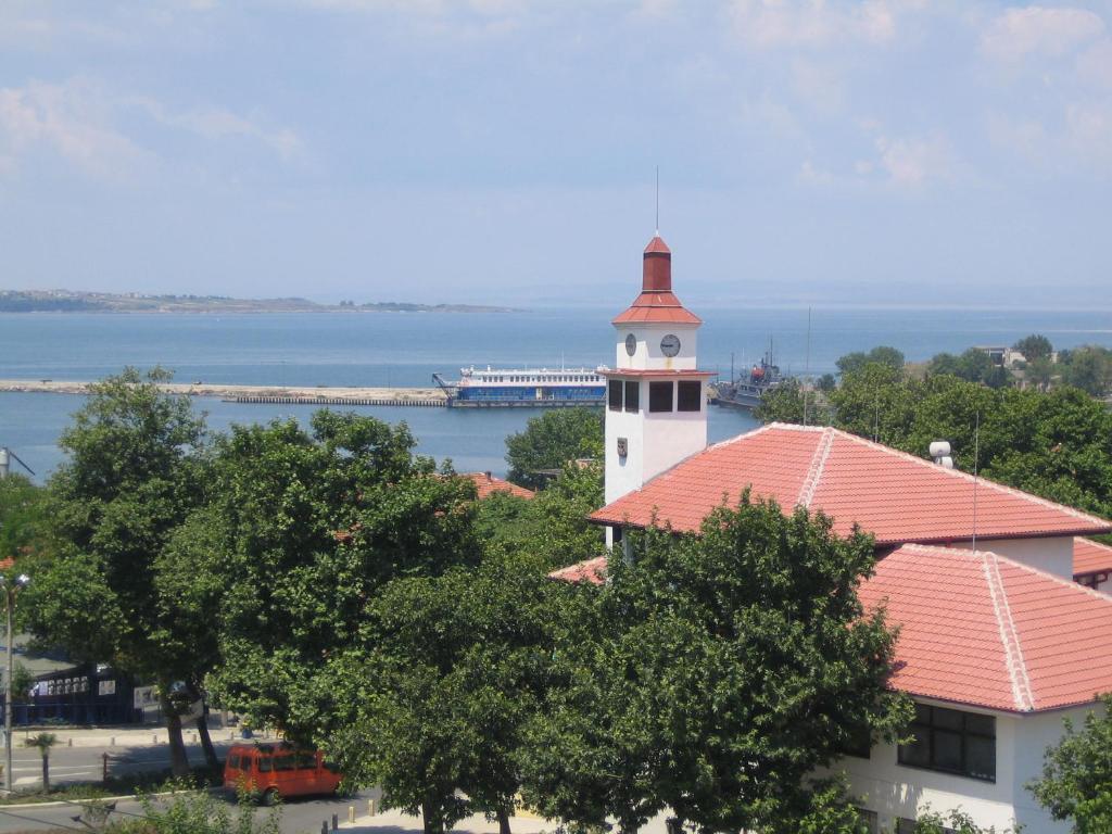 Guest House Fanari Sozopol Extérieur photo